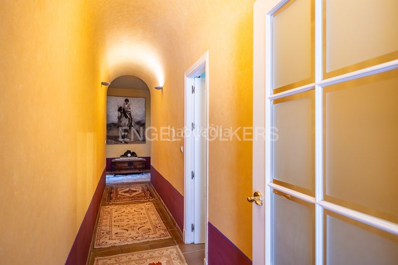 Foto 981550ad-4b1d-479b-baee-71140385f656. Casa amb calefacció a Bollullos de la Mitación