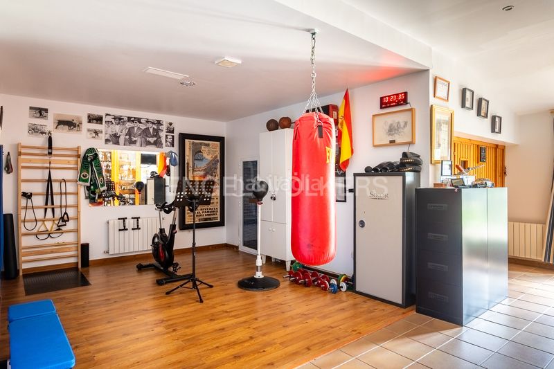 Foto 9883d6b2-7599-4d18-ac41-de87067f621b. Casa amb calefacció a Bollullos de la Mitación