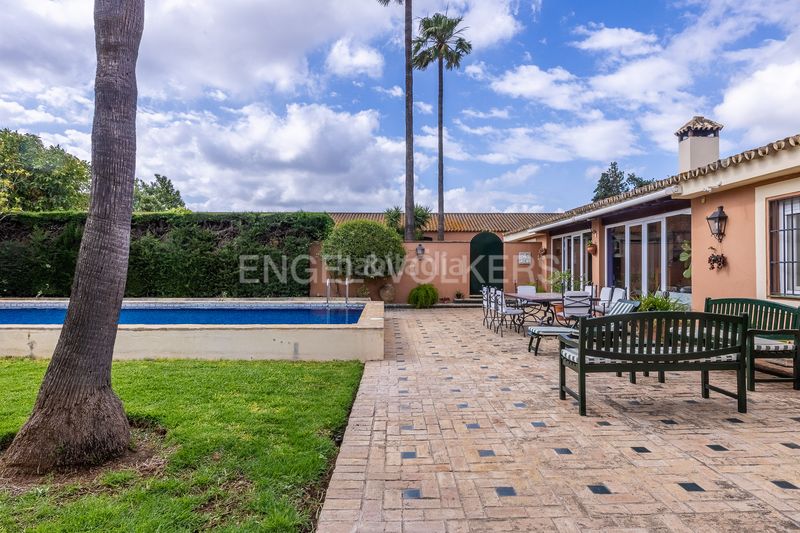 Foto e2c8f2d9-f599-400c-9bf2-b37bed3bb5f8. Casa amb calefacció a Bollullos de la Mitación