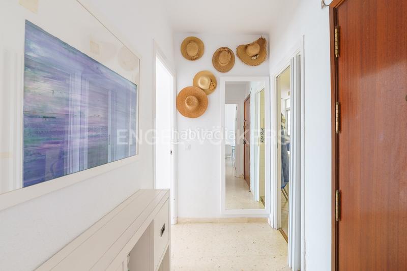 Foto 601e65a4-bc9d-4c2a-94e7-e3a280ced4ca. Alquiler apartamento  con vistas al mar en Valdelagrana alquiler anual en Puerto de Santa María (El)