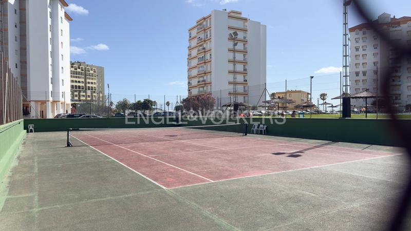 Foto dd48c2de-6d84-46a3-85c8-4360dc2f9b3f. Miete appartement mit heizung pool in Valdelagrana Puerto de Santa María (El)