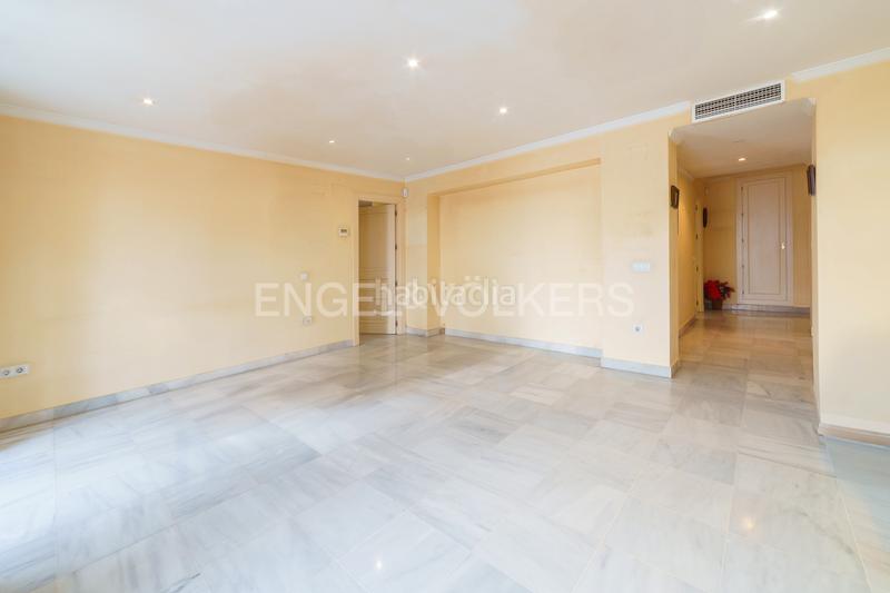 Foto 0a7bf8a2-d411-439b-8ea2-cefd9f14f7f1. Appartement avec chauffage dans Centro Puerto de Santa María (El)