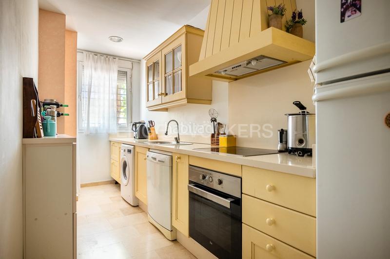 Foto 2b594035-7f28-4990-8a13-b69bb0cf11a8. Appartement avec chauffage parking piscine dans Pedro Salvador - Las Palmeritas Sevilla