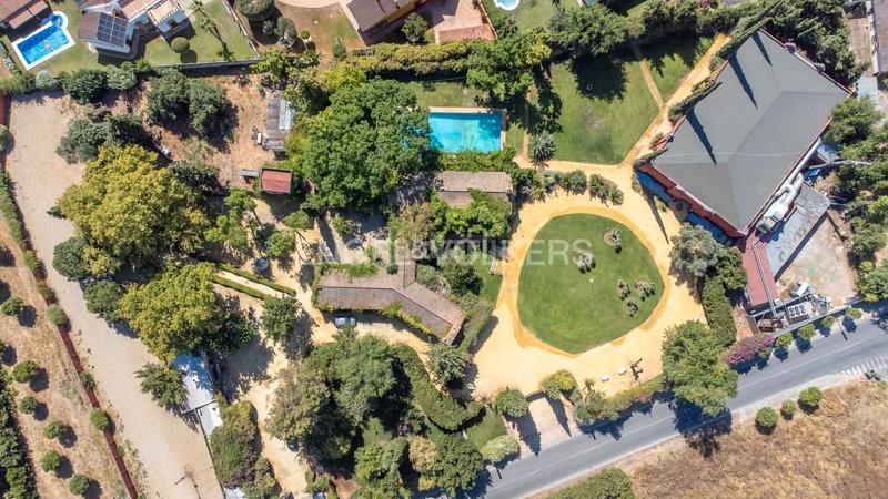 Foto f370acbe-417b-4583-ad7e-f973898b860a. Casa amb calefacció aparcament piscina a Loreto Espartinas