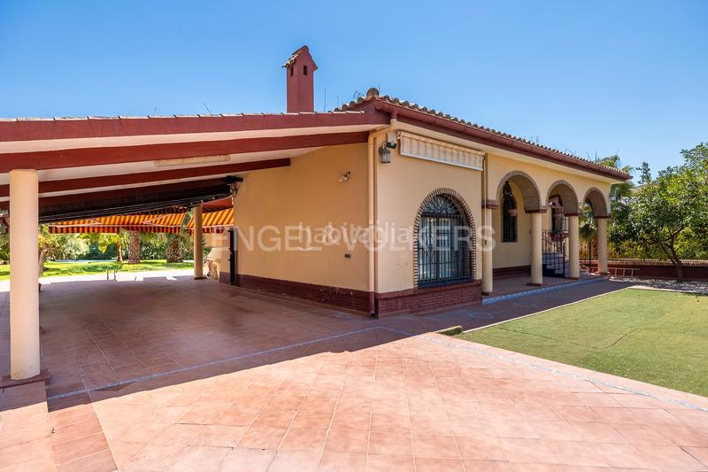 Foto a32b0a6b-cfb5-4336-aa6c-1ccb1786fbbb. Maison avec chauffage parking piscine dans Condequinto Montequinto