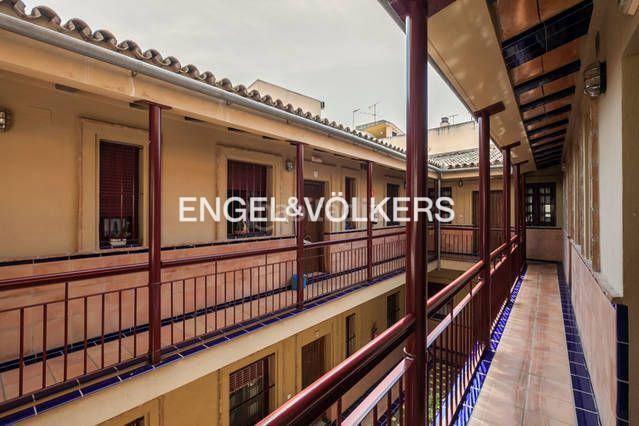 Foto 7b15a76b-48b8-439d-96b9-d3370708cf97. Lloguer pis amb calefacció a San Gil Sevilla