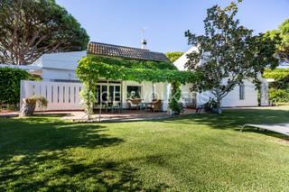 Casa a Roche. Elegancia, privacidad y tranquilidad en la milla de oro de roche