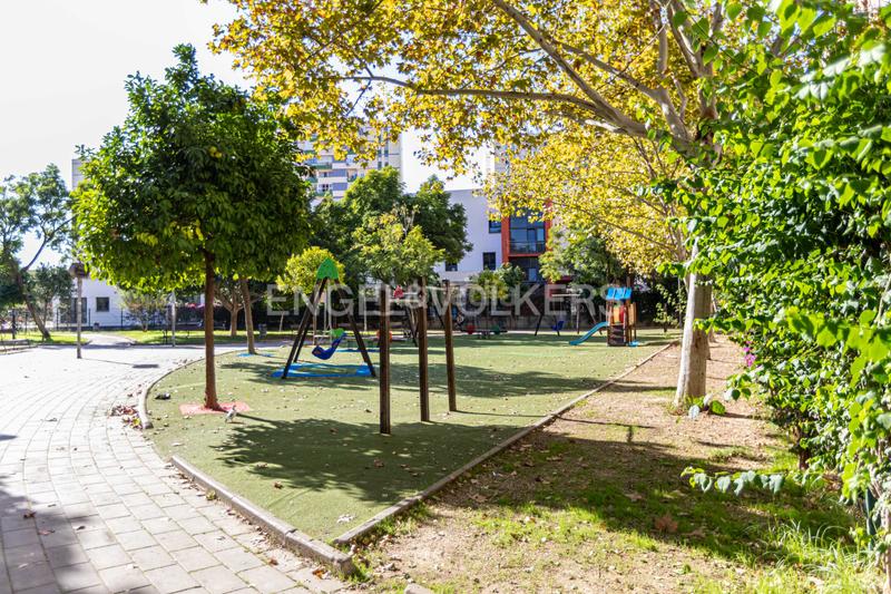 Foto e93b3bd3-6f5d-49be-926f-9ea7dd653774. Miete appartement mit heizung parking pool in Santa Clara Sevilla