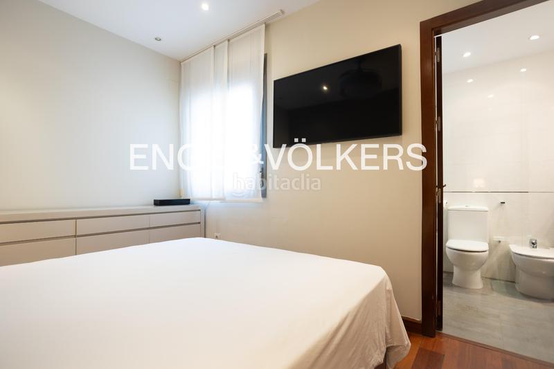 Foto 1b1827c4-4b2e-4c12-b085-9cf6546bdb43. Appartement mit heizung parking pool in La Calzada - La Florida Sevilla