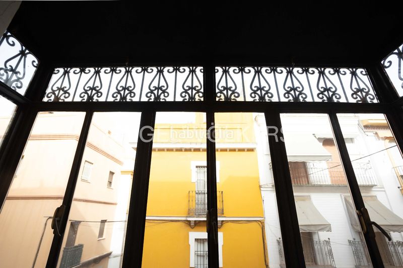 Foto 05ab6b1b-ba60-41e3-9b50-f6b65f60130d. Lloguer pis amb calefacció aparcament a San Vicente Sevilla