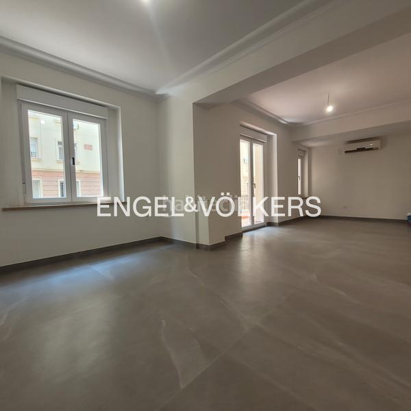Foto 257b8929-65e0-4a64-ab36-130a28f6ac36. Lloguer apartament amb calefacció a Parque María Luisa -Giralda Sur Sevilla