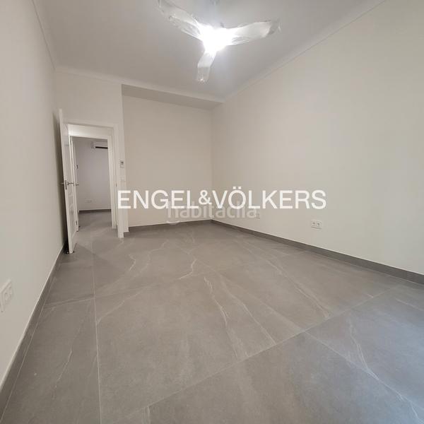 Foto 86538ed4-4d22-4967-9e3c-c38f7d0c0bd9. Lloguer apartament amb calefacció a Parque María Luisa -Giralda Sur Sevilla