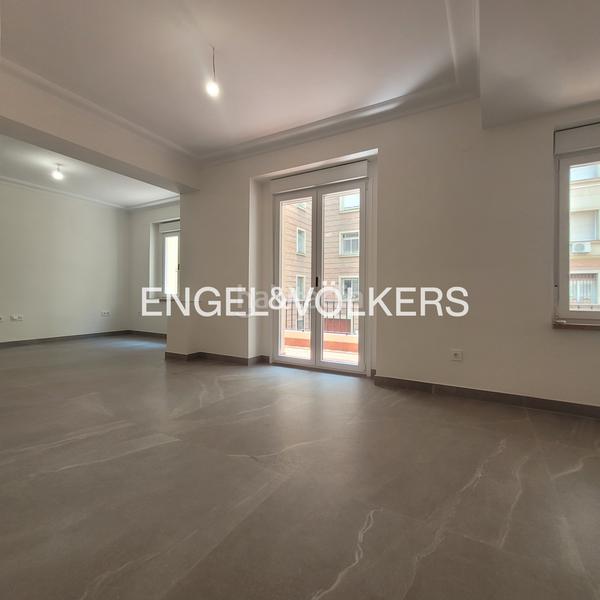 Foto 1cda11e9-aeb0-4aba-a181-c0a3fafc5cce. Rent apartment with heating in Parque María Luisa -Giralda Sur Sevilla