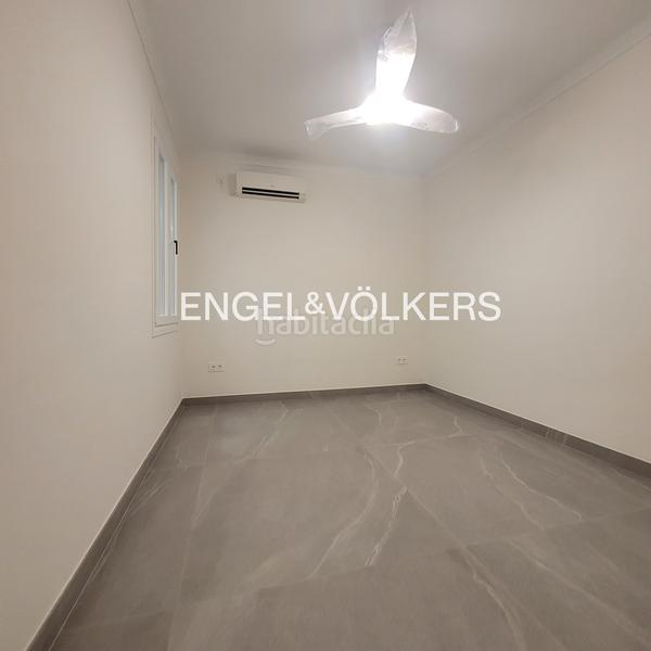 Foto d234fceb-415c-4c42-a8f4-e60c59d773d7. Rent apartment with heating in Parque María Luisa -Giralda Sur Sevilla