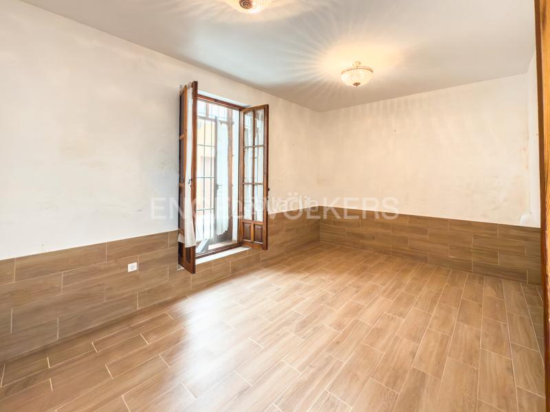 Foto 128c9c7c-236f-4c36-bf16-92c19800b49e. Semi detached house with heating parking in Centro Puerto Real