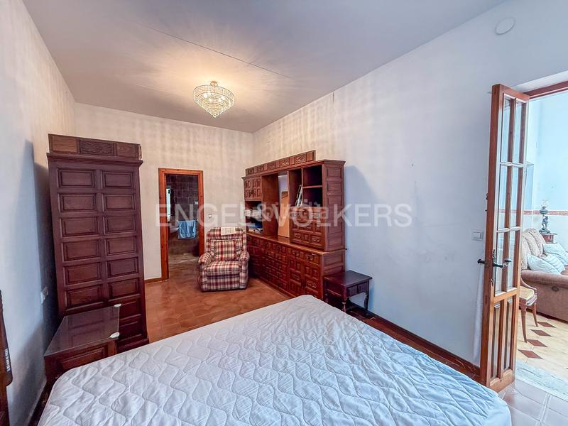 Foto 18898b6f-3d21-4404-8a96-35969c90257c. Semi detached house with heating parking in Centro Puerto Real