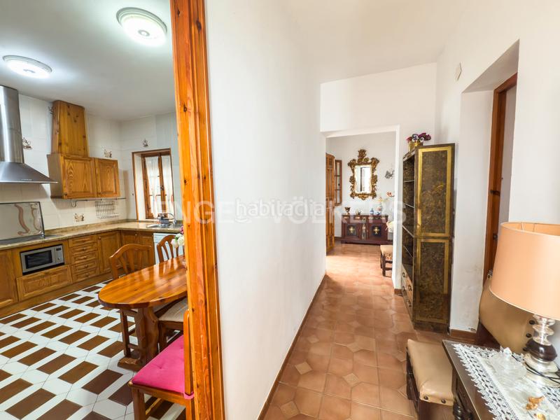 Foto 7d9dbde5-066b-43f6-b839-c92ae2c24b50. Semi detached house with heating parking in Centro Puerto Real