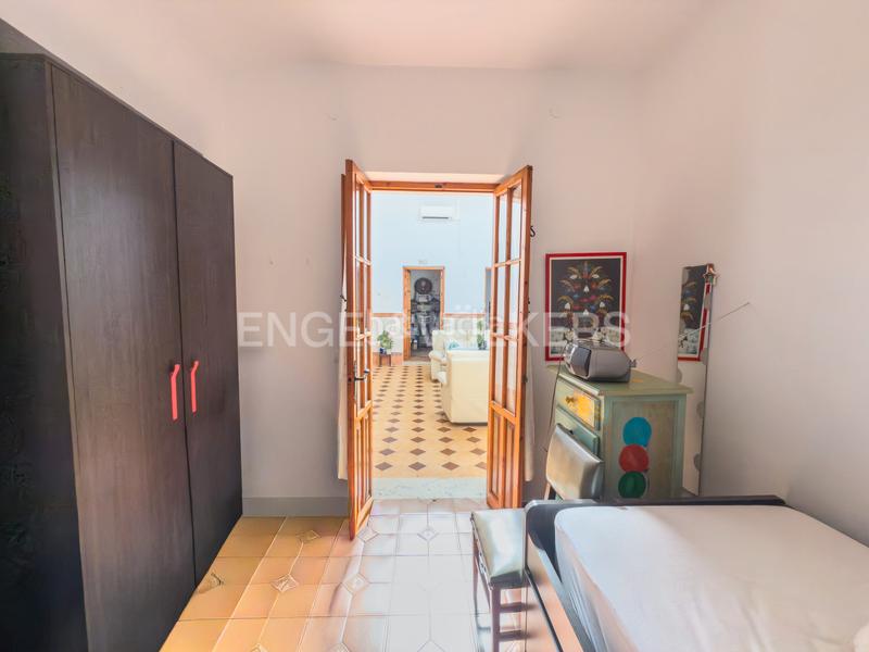 Foto a5f6c1bf-1fde-449a-9f01-59b3a44b6274. Semi detached house with heating parking in Centro Puerto Real