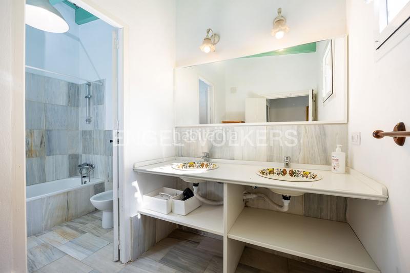 Foto 40ad5055-b8b0-46d6-a222-3cf64f806b5d. Casa amb calefacció aparcament a Centro-Calzada-Cabo Noval Sanlúcar de Barrameda