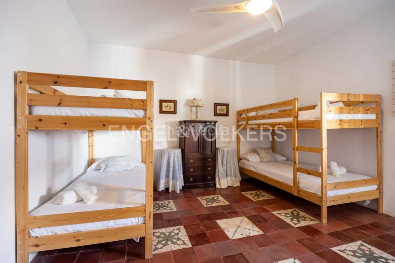 Foto 7464213e-49f1-4620-9444-92d8a72357a9. Casa amb calefacció aparcament a Centro-Calzada-Cabo Noval Sanlúcar de Barrameda