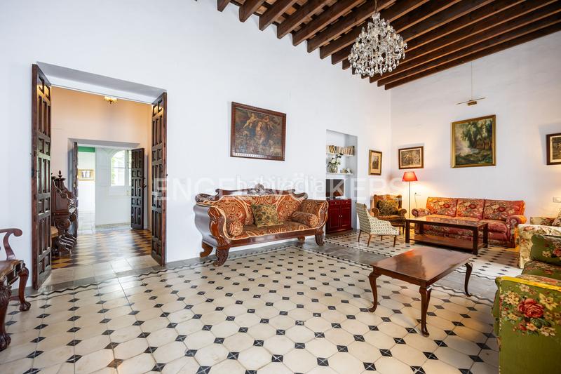 Foto 98775b3b-0d37-4fe6-8178-092ee0089421. Casa amb calefacció aparcament a Centro-Calzada-Cabo Noval Sanlúcar de Barrameda