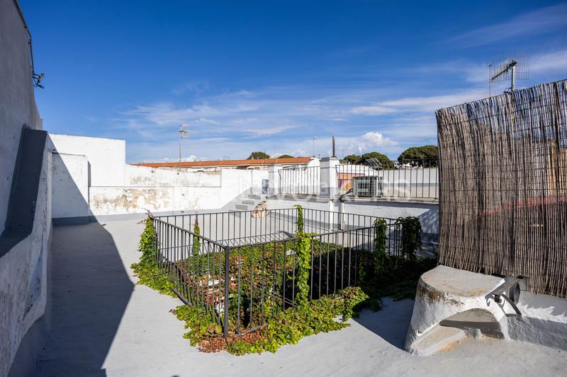 Foto a63e4fa3-b919-4351-805a-d3bf03781952. Casa amb calefacció aparcament a Centro-Calzada-Cabo Noval Sanlúcar de Barrameda