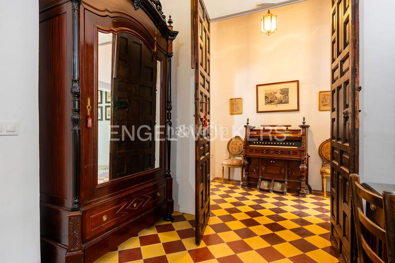 Foto affffbce-6c8e-43f0-90bd-b9ee9d4b6b6f. Casa amb calefacció aparcament a Centro-Calzada-Cabo Noval Sanlúcar de Barrameda