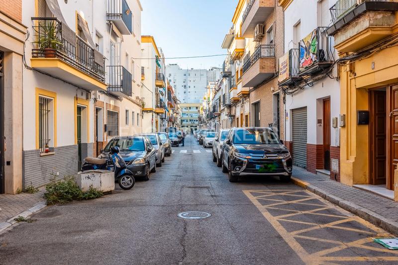 Foto 32ea99fd-33cc-4382-a9f0-d92822a2e241. Miete appartement mit heizung in Triana Este Sevilla