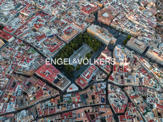 Lloguer Casa a Alfalfa - Santa Cruz. Local comercial en la zona más exclusiva del centro de sevilla.