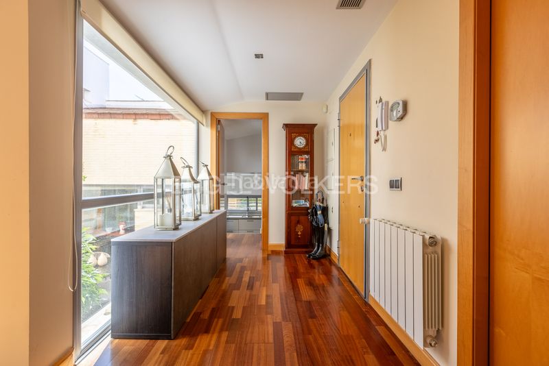 Foto bf693979-3a7a-48d2-96f5-69ca07e26ef6. Casa adossada amb calefacció aparcament a Oromana Alcalá de Guadaira