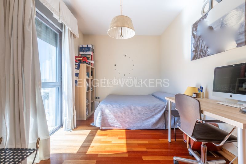 Foto f94642ac-cd0f-4689-9e12-9bb653652914. Casa adossada amb calefacció aparcament a Oromana Alcalá de Guadaira