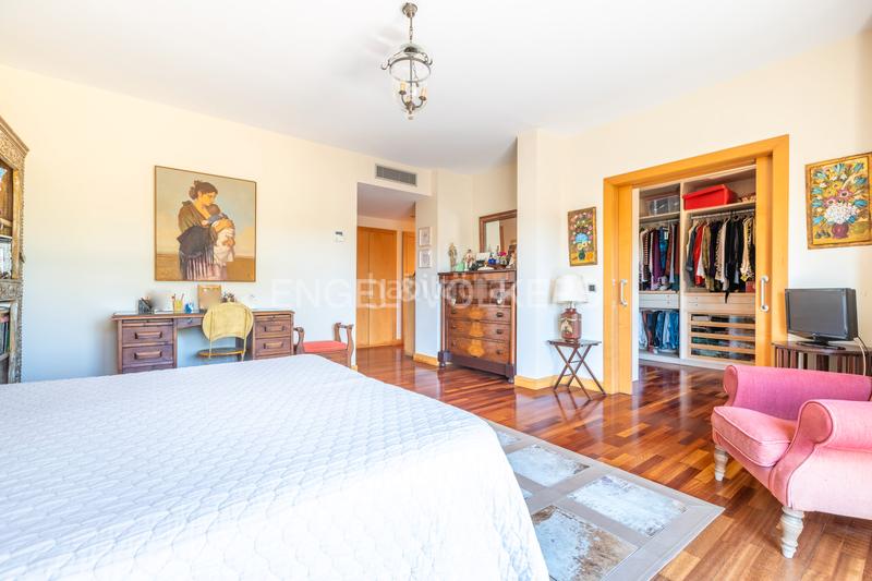 Foto 4703c469-f07f-4bc7-8fbb-948455eb92d8. Casa a schiera con riscaldamento parcheggio in Oromana Alcalá de Guadaira