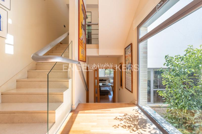 Foto 6c753fde-00c0-400e-b73b-b77b60f221f2. Casa a schiera con riscaldamento parcheggio in Oromana Alcalá de Guadaira