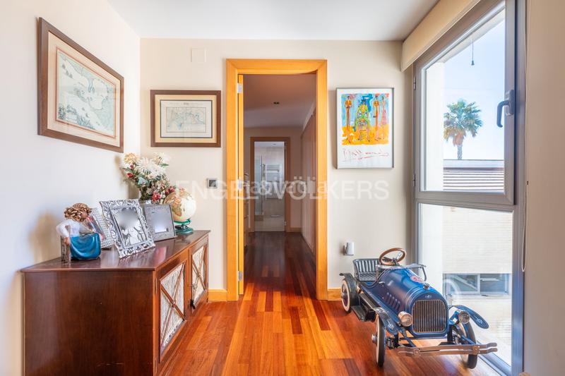 Foto 7b7c6e96-7e38-4890-bbc6-e209648abba7. Casa a schiera con riscaldamento parcheggio in Oromana Alcalá de Guadaira