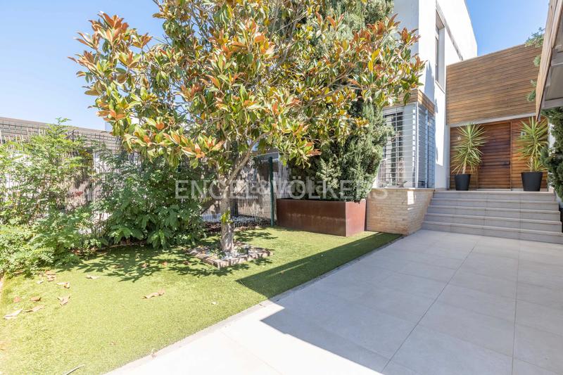 Foto 8fbfbd71-8ecf-45bf-a239-55c2b6bfe764. Casa a schiera con riscaldamento parcheggio in Oromana Alcalá de Guadaira