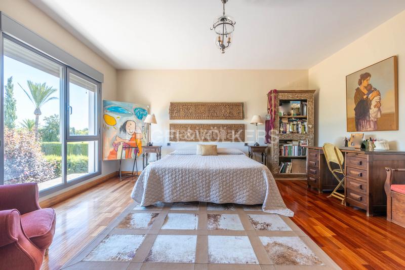 Foto b8fea5a7-6217-45b1-a657-94e123ed8432. Casa a schiera con riscaldamento parcheggio in Oromana Alcalá de Guadaira