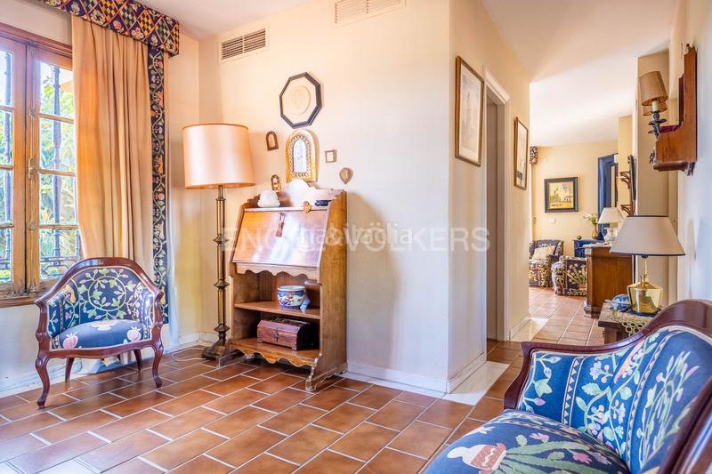 Foto 39a9fb39-3885-44cd-a66e-a463c08a9777. Haus mit heizung parking pool in La Motilla - Fuente del Rey Dos Hermanas