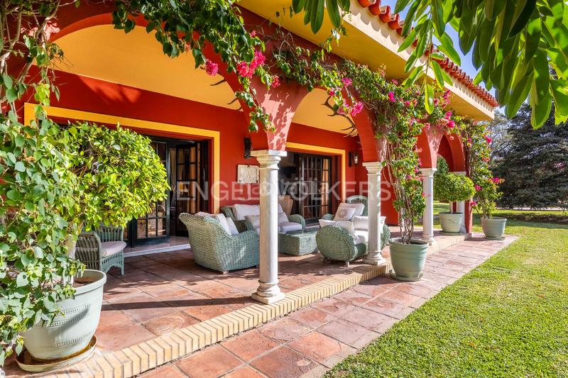 Foto 96582aa3-e8de-4078-bbdb-39660f6a008a. Haus mit heizung parking pool in La Motilla - Fuente del Rey Dos Hermanas