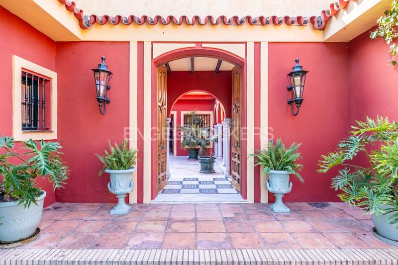 Foto d868e02f-02b5-45f1-b6f9-05c72ac6aff1. Haus mit heizung parking pool in La Motilla - Fuente del Rey Dos Hermanas