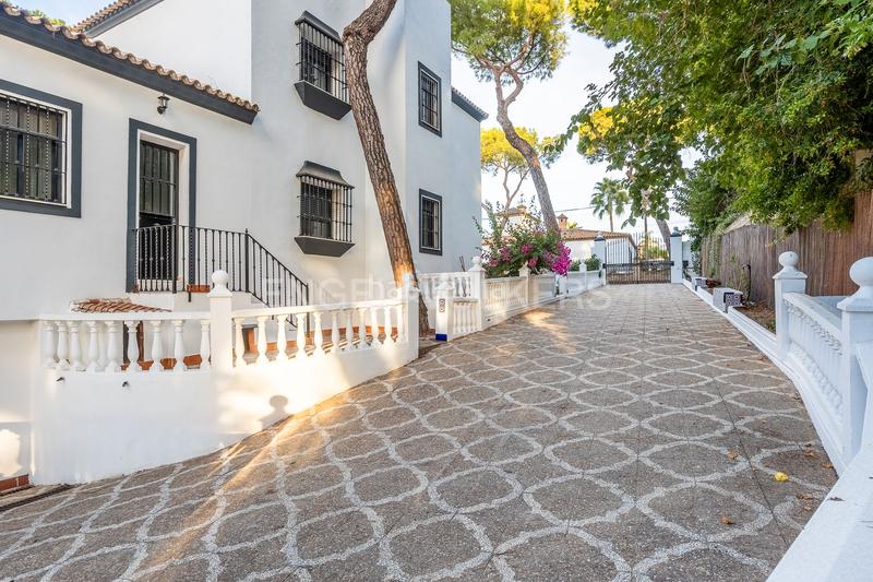 Foto 2d88632d-3dd6-4b47-9aed-45099382aaf7. Casa amb calefacció piscina a Oromana Alcalá de Guadaira