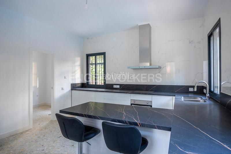 Foto 3ce5f2aa-5958-4f58-8f8a-75eab2d46064. Casa amb calefacció piscina a Oromana Alcalá de Guadaira