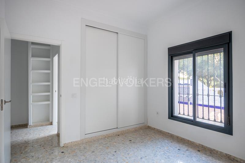 Foto 9e43e803-53ce-4e7e-a603-2c42eaf3d6f4. Casa amb calefacció piscina a Oromana Alcalá de Guadaira