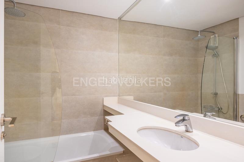 Foto 41ca691d-93b9-4dea-9ee7-11469800750c. Affitto piccolo appartamento con riscaldamento parcheggio piscina in Sevilla