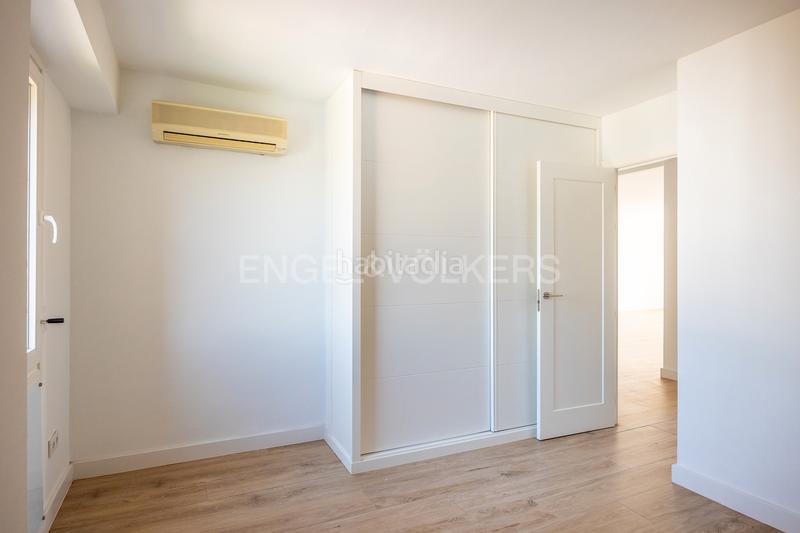 Foto 6738d0c9-631b-45fe-a9c5-d12cf399c115. Affitto piccolo appartamento con riscaldamento parcheggio piscina in Sevilla