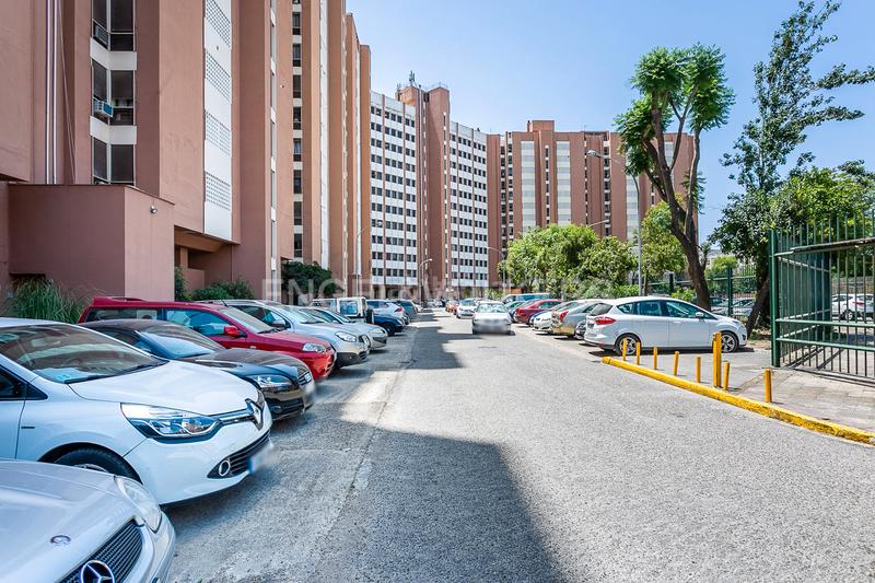 Foto 7bb49c12-dd6d-4312-b40d-da16e2fd5552. Affitto piccolo appartamento con riscaldamento parcheggio piscina in Sevilla