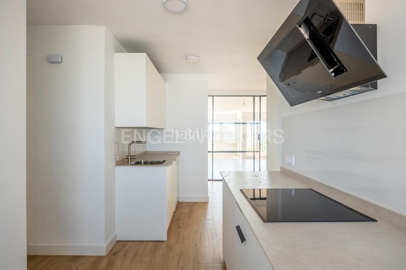 Foto 9869a0a9-96d8-4f5e-aeeb-6ca03aeb39eb. Affitto piccolo appartamento con riscaldamento parcheggio piscina in Sevilla