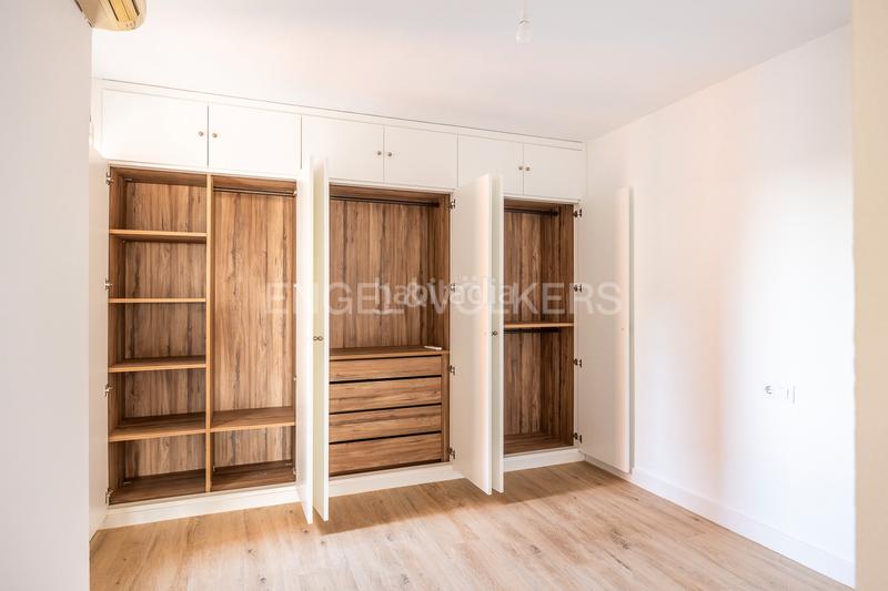 Foto b070fa06-44e0-4d86-8388-fe3f76b06da6. Affitto piccolo appartamento con riscaldamento parcheggio piscina in Sevilla