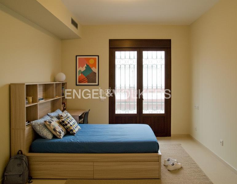 Foto 090468fa-c640-4127-90aa-3285274d1377. Lloguer casa amb calefacció a Barrio del Nervión Sevilla