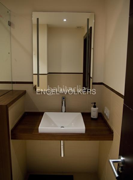 Foto c7f6cc6b-5a7f-4968-85ae-4163a0243dd6. Lloguer casa amb calefacció a Barrio del Nervión Sevilla