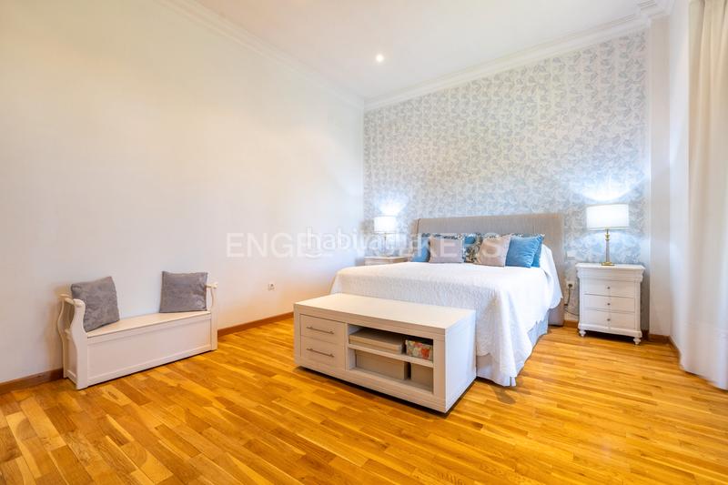 Foto 383eead9-5c42-4630-a014-e99e8cc7a8ed. Casa amb calefacció aparcament piscina a Oromana Alcalá de Guadaira